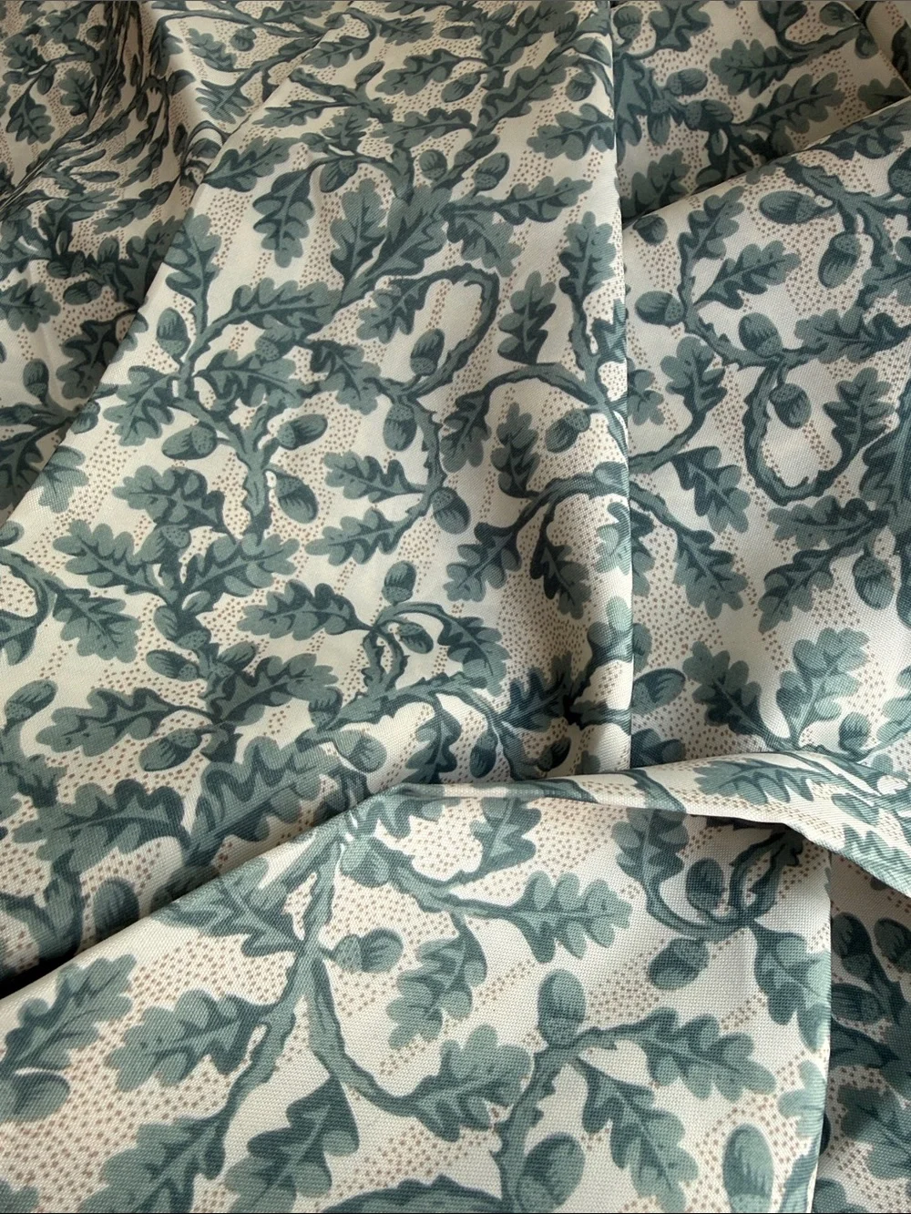 Vintage Lightweight Lining Fabric Oak Acorn Print 2+ Yds x 56